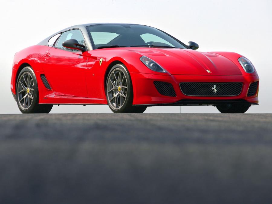  Ferrari 599 GTO 2010 года  (фото 29 из 39)